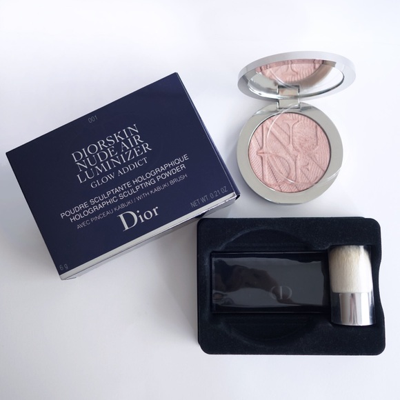 dior holo pink luminizer